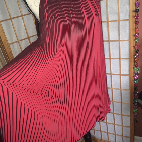 NWT Kendall & Kylie Crepe Pleated Minidress Red S - Picture 7 of 14